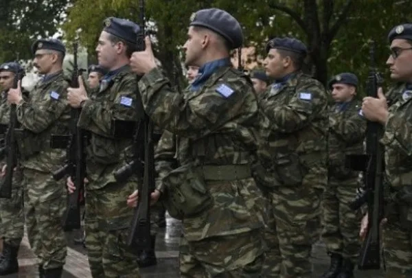 Νέα στρατιωτική θητεία 2026: Τι αλλάζει από σήμερα στις Ένοπλες Δυνάμεις;