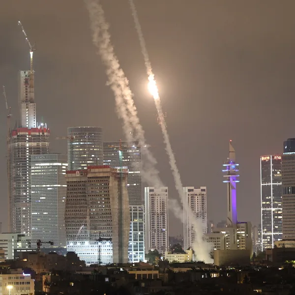 Το Ιράν έπληξε Σαουδική Αραβία, Κουβέιτ, Μπαχρέιν και Ηνωμένα Αραβικά Εμιράτα