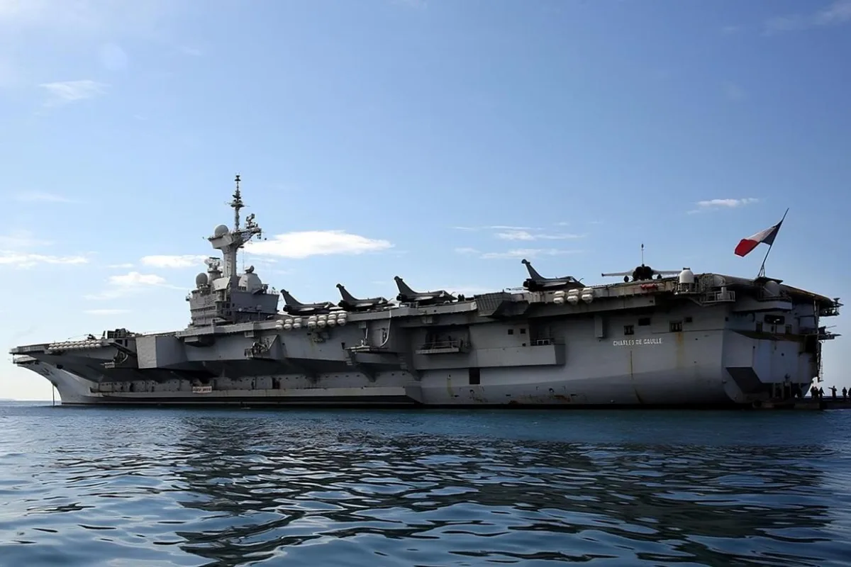 Γαλλικό αεροπλανοφόρο ανακατευθύνεται στην ανατολική Μεσόγειο