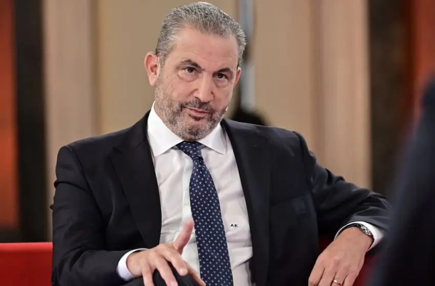 Ποιοί υπονομεύουν τον “κάθετο διάδρομο”;