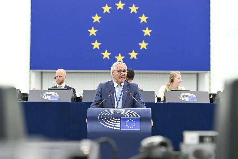 Γιάννης Μανιάτης: Ιστορικό καθήκον της γενιάς μας να παύσουμε την ενεργειακή εξάρτηση της Ελλάδας και να θωρακίσουμε την οικονομία μας