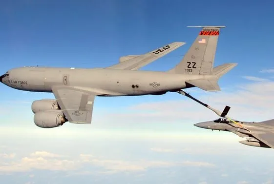 Απώλεια αμερικανικού ιπτάμενου τάνκερ στο Ιράκ – Επιχείρηση διάσωσης από τη CENTCOM