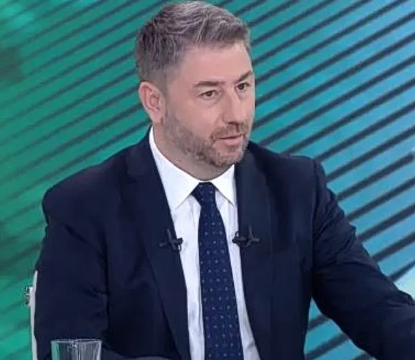 Ανδρουλάκης: Επίθεση στην κυβέρνηση και αιχμές για τους εσωκομματικούς αντιπάλους