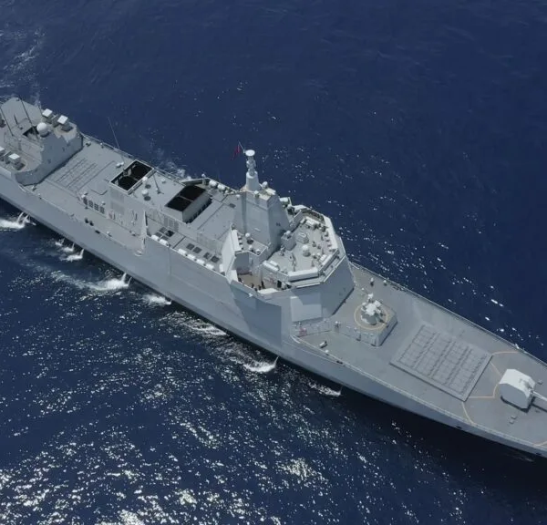 Κινεζικό αντιτορπιλικό Type-055 σε ιρανικά ύδατα: Νέος συσχετισμός ισχύος στον Κόλπο του Ομάν