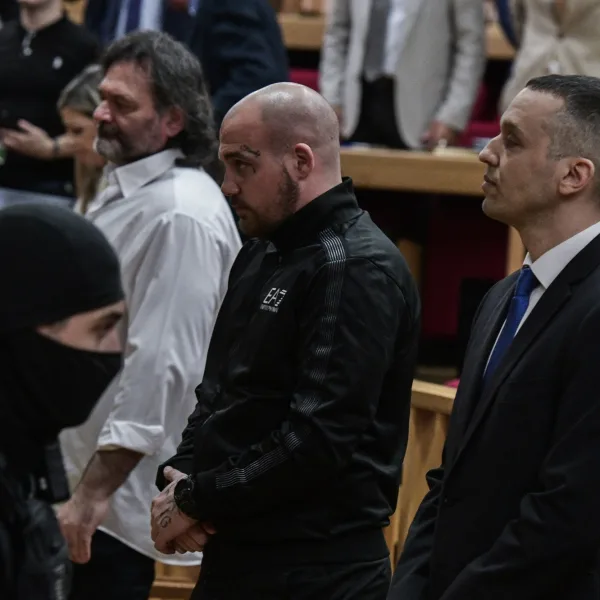 Δίκη Χρυσής Αυγής: Τελεσίδικη απόφαση του Εφετείου – Στη φυλακή τέσσερις καταδικασθέντες