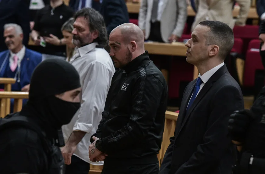 Δίκη Χρυσής Αυγής: Τελεσίδικη απόφαση του Εφετείου – Στη φυλακή τέσσερις καταδικασθέντες