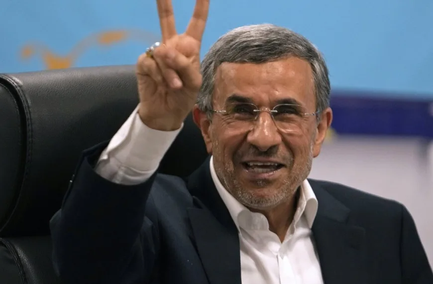 Νεκρός ο Μαχμούντ Αχμαντινετζάντ σε αεροπορική επιδρομή στην Τεχεράνη – Κλιμάκωση με βαρύ συμβολισμό