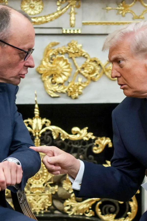 Τραμπ: «Το Ιράν θα χτυπούσε πρώτο» – Σφοδρή επίθεση στη Μαδρίτη και δυσφορία για το Λονδίνο