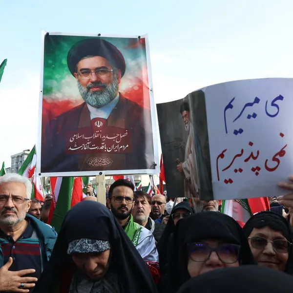 Μοτζταμπά Χαμενεΐ: Ο «αόρατος» ηγέτης του Ιράν και&hellip;