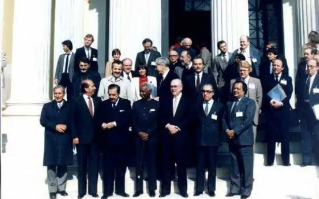 Από την «Πρωτοβουλία των 6» στη σημερινή αμηχανία της Κεντροαριστεράς