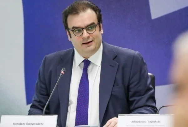 Πιερρακάκης: Στα 1.600 ευρώ το ακατάσχετο όριο – Τι αλλάζει για χιλιάδες οφειλέτες