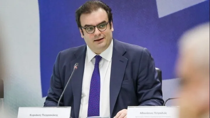 Μέτρα στήριξης: Πακέτο 500 εκατ. ευρώ στην κοινωνία με φόντο αναθεωρήσεις στην οικονομία