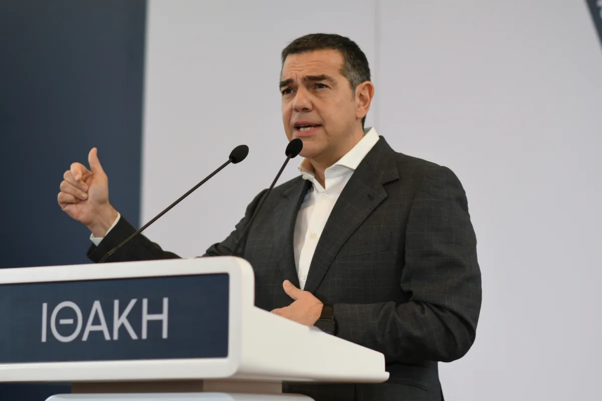 Οι πέντε λέξεις στην ομιλία Τσίπρα στη Λαμία που δείχνουν ότι επισπεύδει για&hellip;