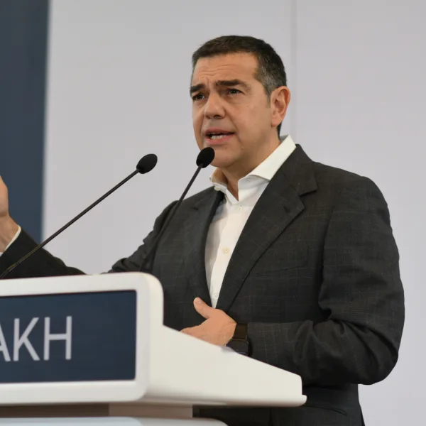 Οι πέντε λέξεις στην ομιλία Τσίπρα στη Λαμία που δείχνουν ότι επισπεύδει&hellip;