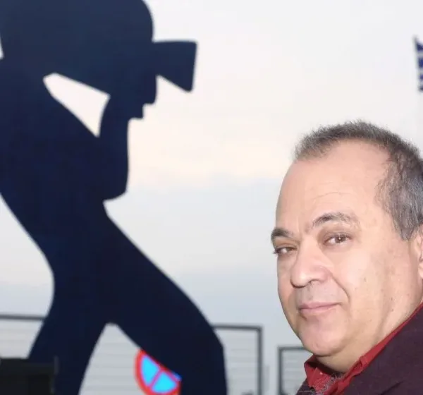 Χρήστος Βαλαβανίδης (1943–2026): Σίγησε μια ξεχωριστή φωνή του ελληνικού θεάτρου