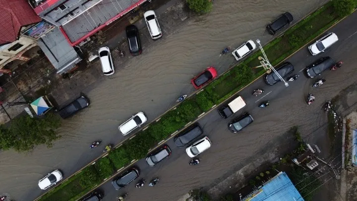 Η Ευρώπη πνίγεται αλλά δεν το πιστεύει!