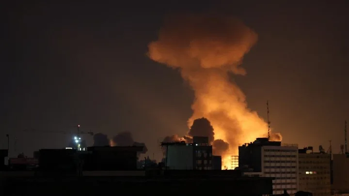 Μέση Ανατολή: Νέο κύμα ισραηλινών πληγμάτων στο Ιράν και βρετανική στρατιωτική κινητοποίηση