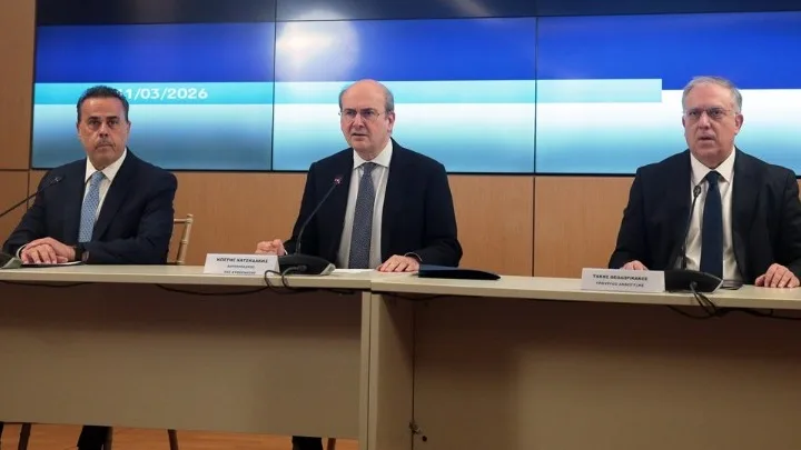 Πλαφόν σε καύσιμα και βασικά αγαθά – Πρόστιμα έως 5 εκατ. ευρώ για αισχροκέρδεια