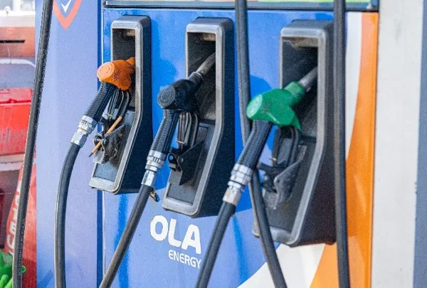 Καύσιμα: Έσπασε το φράγμα των 2 ευρώ η βενζίνη – Η άνοδος&hellip;