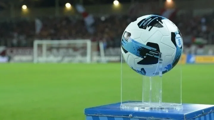 Super League: Φινάλε κανονικής διάρκειας με μάχες και σερί που καθορίζουν τα playoffs
