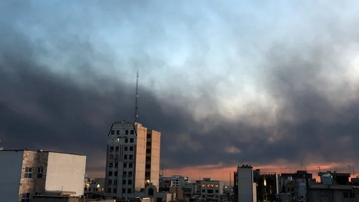Πόλεμος χωρίς ορατό τέλος: Η Μέση Ανατολή στον 2ο μήνα μιας σύγκρουσης που εξαπλώνεται σαν πυρκαγιά