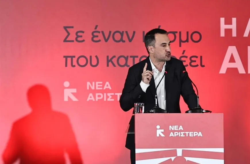Αλέξης Χαρίτσης: Στο κατώφλι της εξόδου από τη Νέα Αριστερά