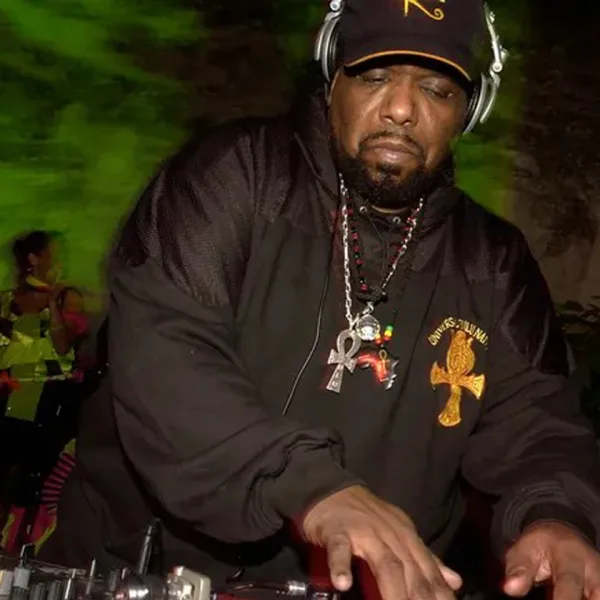 Afrika Bambaataa: Ο θρυλικός «Νονός» της Hip-Hop έφυγε στα 68 του