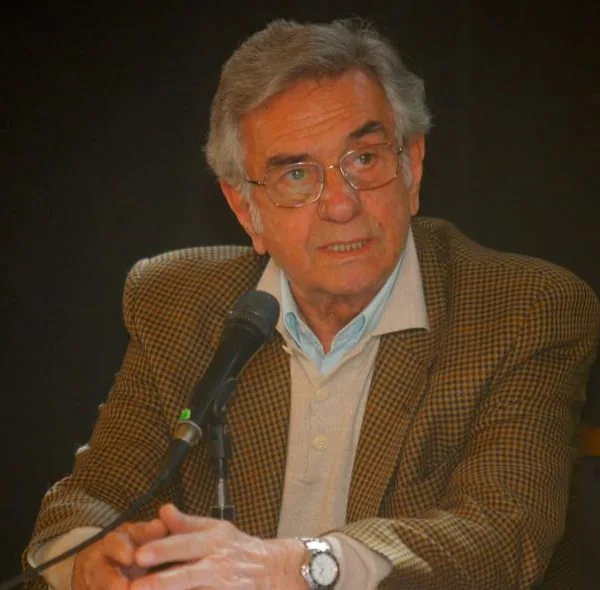 Στέφανος Ληναίος: Ο άνθρωπος που πίστεψε σε ένα θέατρο με ουσία