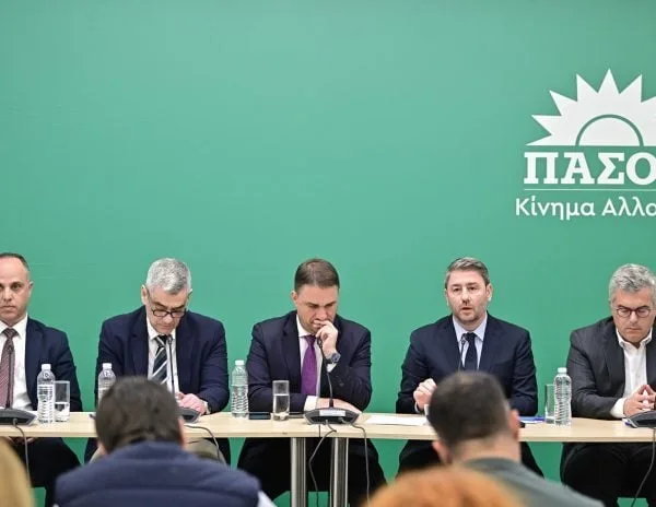Υποκλοπές: Μετωπική σύγκρουση Ανδρουλάκη με Μαξίμου και Δικαιοσύνη – Αίτημα για Εξεταστική