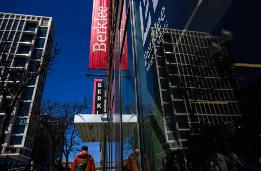 «Berklee: Η εξέγερση των φοιτητών ενάντια στην «τεχνητή» μουσική δημιουργία»