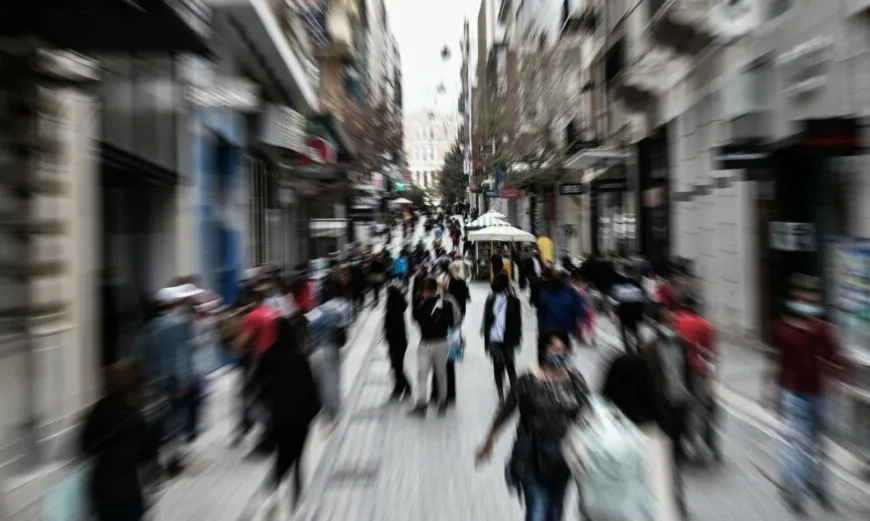 Β. Κορκίδης στο AnatropiNews: Κρίση χωρίς ορίζοντα για τη καθημερινότητα των καταναλωτών και την ανθεκτικότητα της ελληνικής οικονομίας