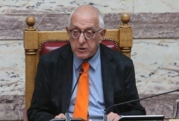 Στη Βουλή η δικογραφία για τις άρσεις ασυλιών των «11» – Η&hellip;