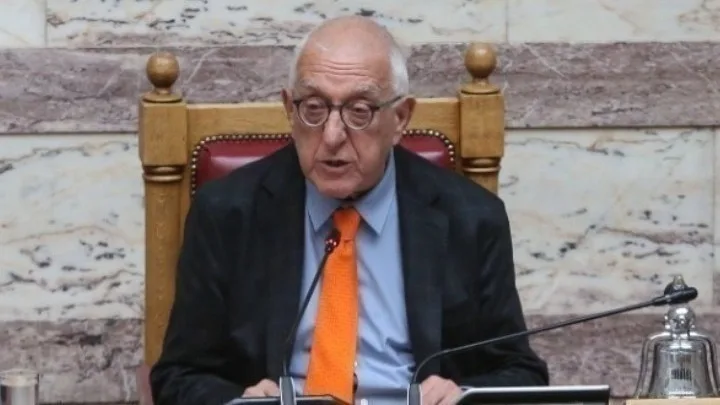 Στη Βουλή η δικογραφία για τις άρσεις ασυλιών των «11» – Η διαδικασία και τα επόμενα βήματα