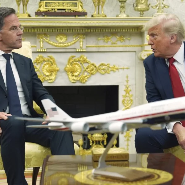 Τραμπ κατά ΝΑΤΟ: Έντονη σύγκρουση με Ρούτε – Προσβολές και απειλές κατά&hellip;