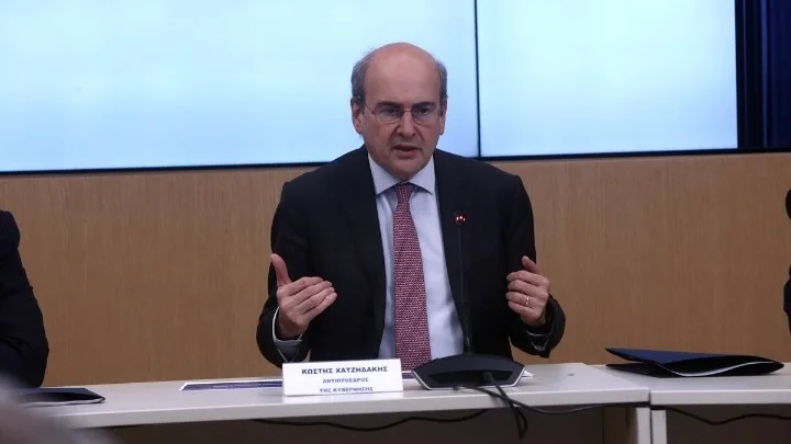 Χατζηδάκης: «Αυστηρότητα και ευαισθησία» για τον ΟΠΕΚΕΠΕ