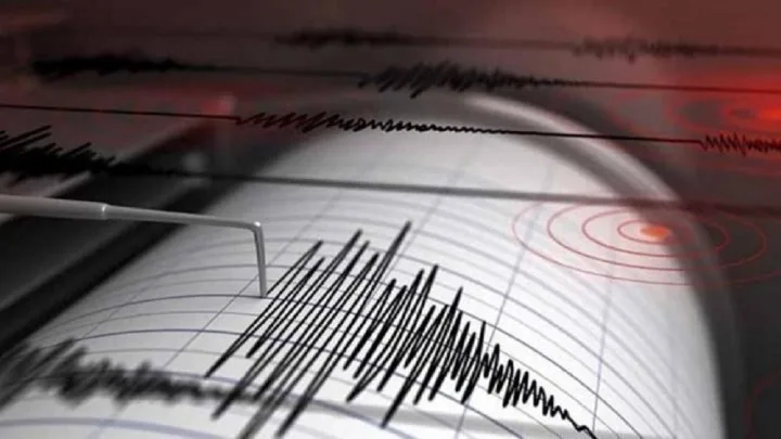 Ισχυρός σεισμός 7,4 Ρίχτερ ανοιχτά της Ιαπωνίας – Προειδοποίηση για τσουνάμι έως 3&hellip;