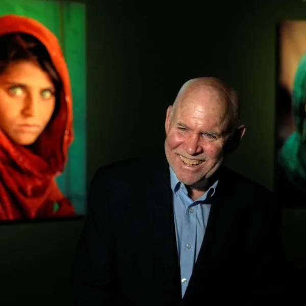 «ICONS. Steve McCurry» στη Βαρκελώνη – 150 φωτογραφίες στο Palau Martorell