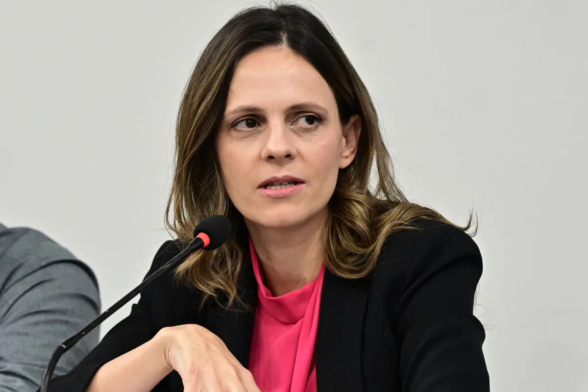 Έφη Αχτσιόγλου: Παρούσα στον αγώνα για την ανατροπή της Δεξιάς – Τι είπε&hellip;
