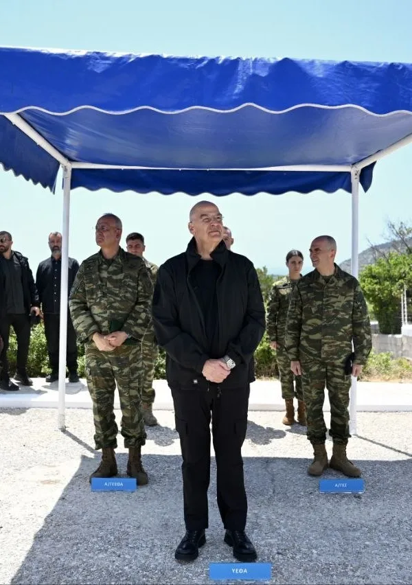Δένδιας από το Αγαθονήσι: «Όλα τα νησιά έχουν πλήρη δικαιώματα» – Μήνυμα με αιχμές και για το ουκρανικό drone