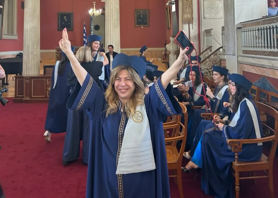 Δήμητρα Παπαδοπούλου: Πήρε το πτυχίο της και συγκίνησε με το μήνυμα «Μπαμπά, πήρα…