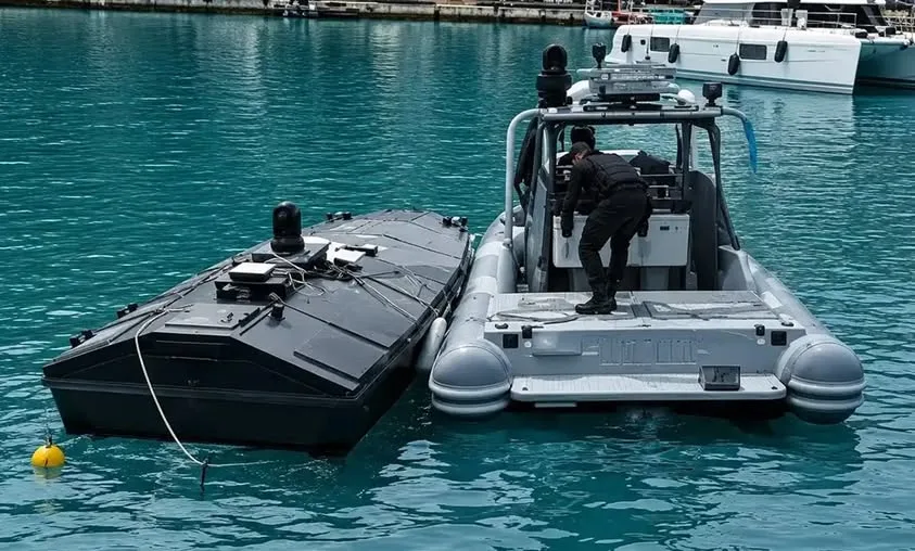 Λευκάδα: Χειρόγραφες σημειώσεις στα ρωσικά και ουκρανικά στο drone – Τι δείχνει η&hellip;