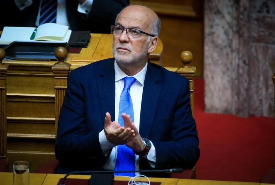 Φλωρίδης κατά Κωνσταντοπούλου: «Θα σας συνιστούσα να βρείτε έναν καλό δικηγόρο»
