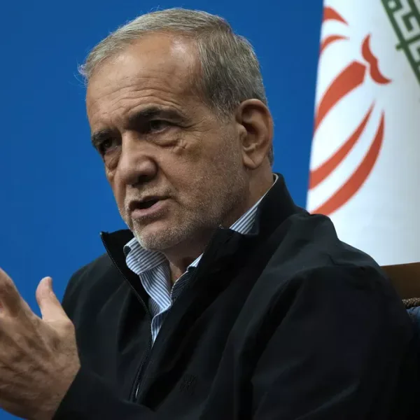 Θρίλερ στις διαπραγματεύσεις ΗΠΑ – Ιράν: Ο Τραμπ κρατά ανοιχτά όλα τα&hellip;