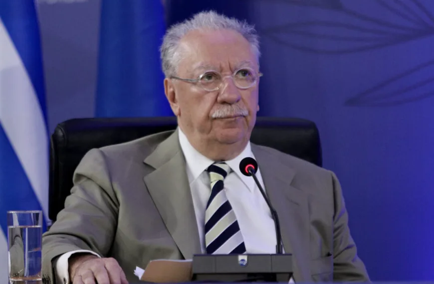 Μιχάλης Σάλλας «Τι πήγε λάθος στην Ελλάδα» – ανάλυση μεταπολίτευσης, κρίση χρέους και προτάσεις για το μέλλον