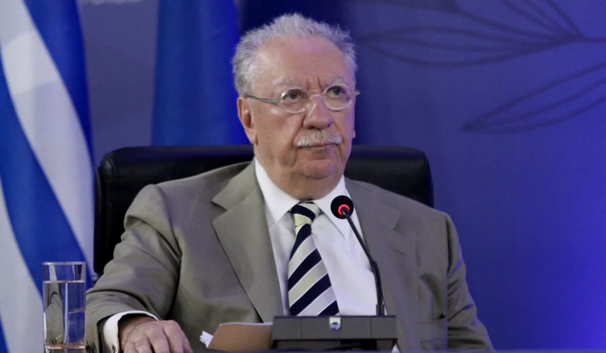 Μιχάλης Σάλλας «Τι πήγε λάθος στην Ελλάδα» – ανάλυση μεταπολίτευσης, κρίση χρέους και προτάσεις για το μέλλον