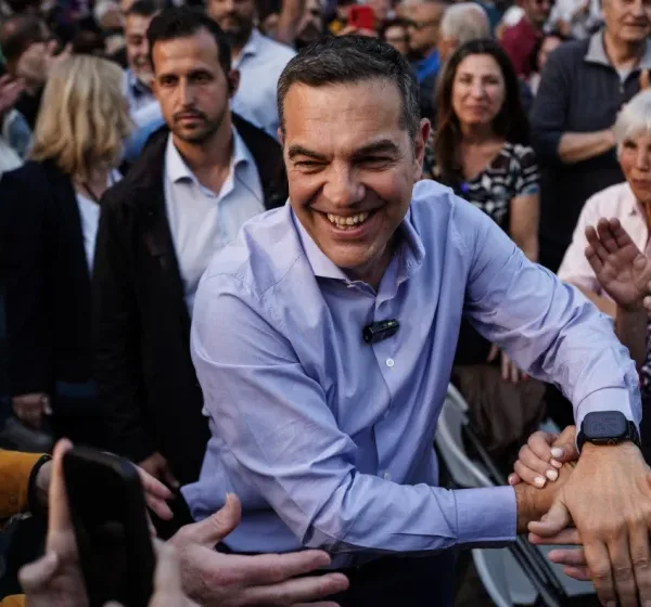 Νέο κόμμα Τσίπρα: Το υβριδικό μοντέλο, η ψηφιακή οργάνωση και το στοίχημα της νέας Κεντροαριστεράς