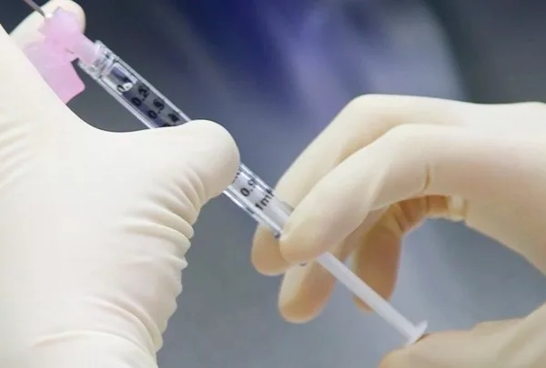 Διά βίου εμβολιασμός: Η καμπάνια της GSK Ελλάδος και τα μηνύματα Γεωργιάδη&hellip;