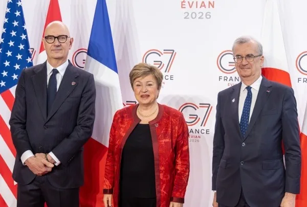 G7 στο Παρίσι: Στο επίκεντρο οι αγορές ομολόγων και οι παγκόσμιες ανισορροπίες
