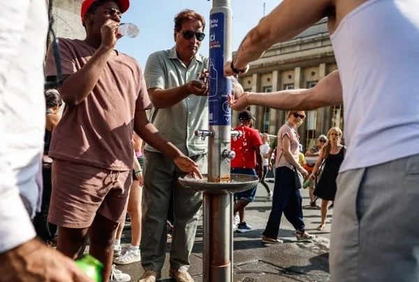 Γαλλία: Πρώιμο κύμα καύσωνα σπάει ρεκόρ Μαΐου – Θερμοκρασίες έως 35 βαθμούς&hellip;