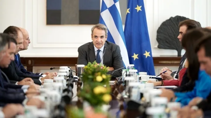 Υπουργικό Συμβούλιο: Τα 9 θέματα στην ατζέντα – Ισότητα αμοιβών, AI, ΚΑΠ,&hellip;